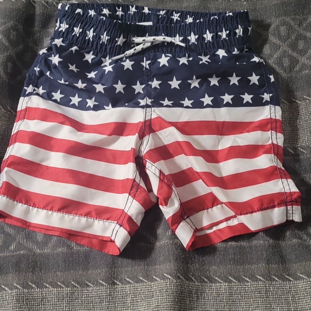 Boy swimsuit xs 5 Old Navy US Flag
